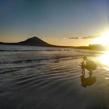 Alquilaencanarias El Medano Beach 1 Extérieur photo