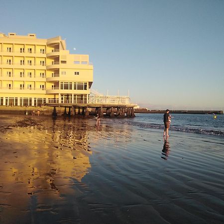 Alquilaencanarias El Medano Beach 1 Extérieur photo
